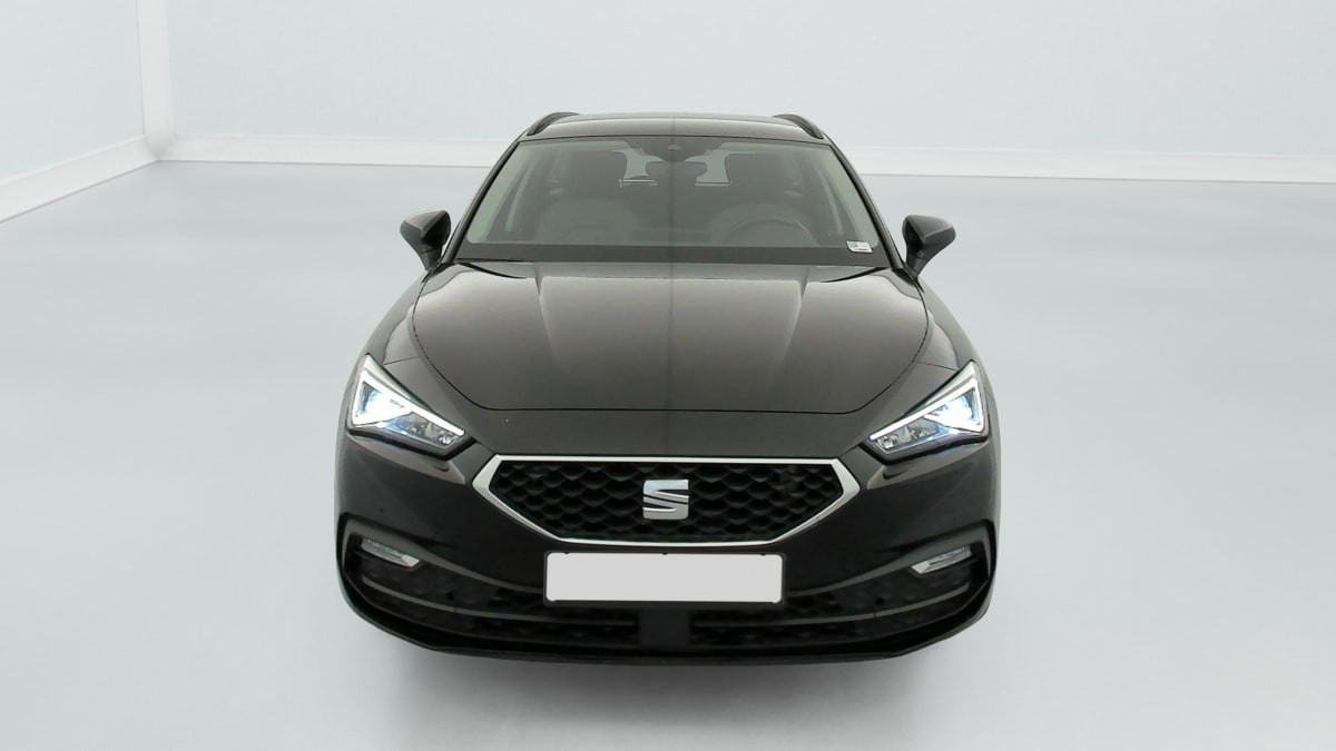 Vente en ligne Seat Leon Sportstourer 2.0 TDI 150 DSG7 Style au prix de 20 270 €