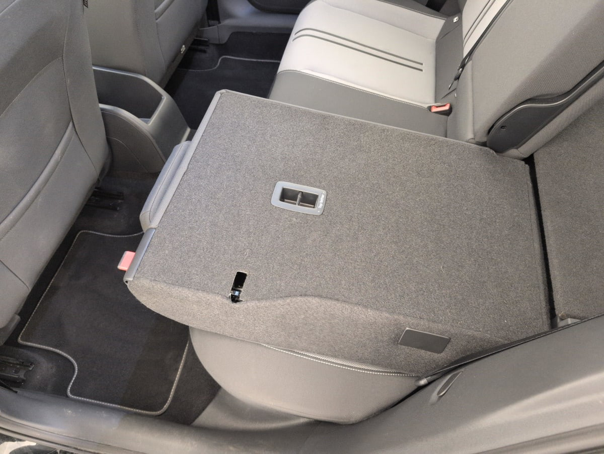 Vente en ligne Seat Leon Sportstourer 2.0 TDI 150 DSG7 Style au prix de 20 270 €