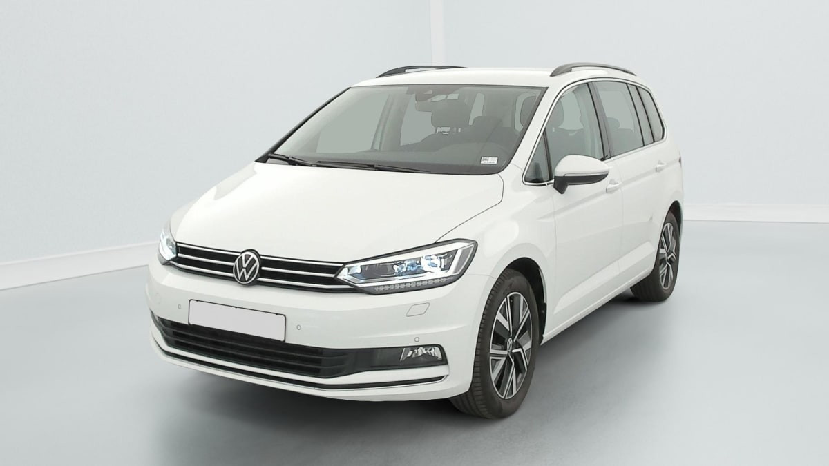 Volkswagen Touran 1.5 TSI EVO 150 DSG7 7pl Carat occasion de 2021 en vente à Rennes