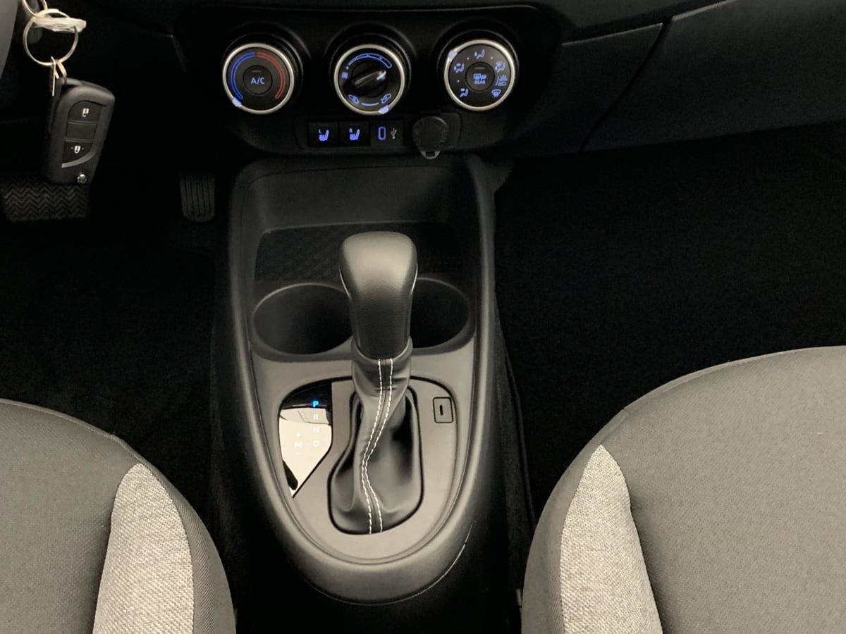 Vente en ligne Toyota Aygo X 1.0 VVT-i 72 S-CVT Dynamic au prix de 17 500 €