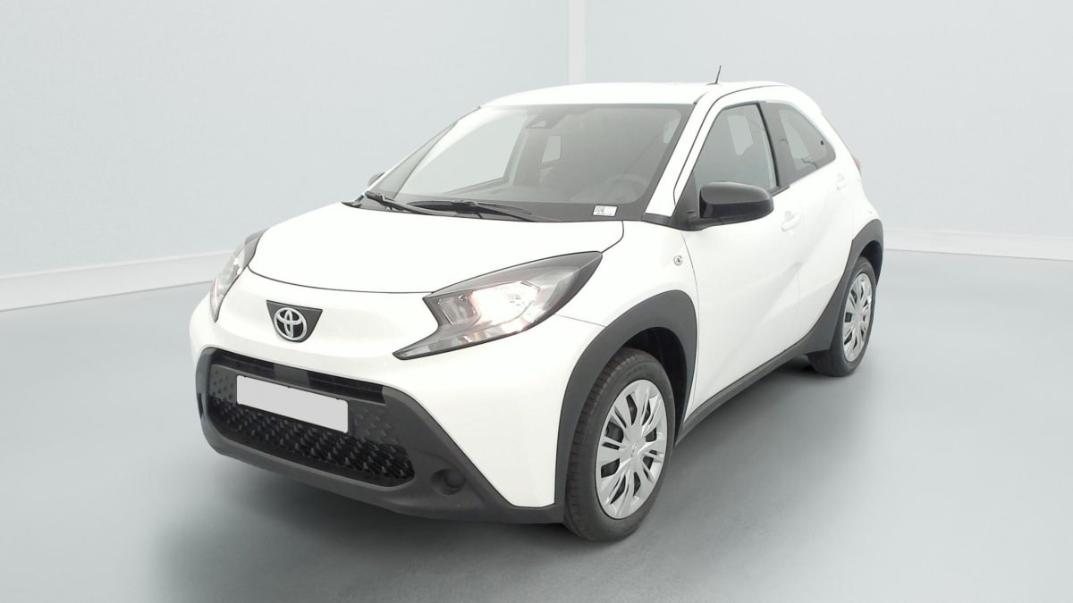 Toyota Aygo X 1.0 VVT-i 72 S-CVT Dynamic occasion de 2025 en vente à Rennes
