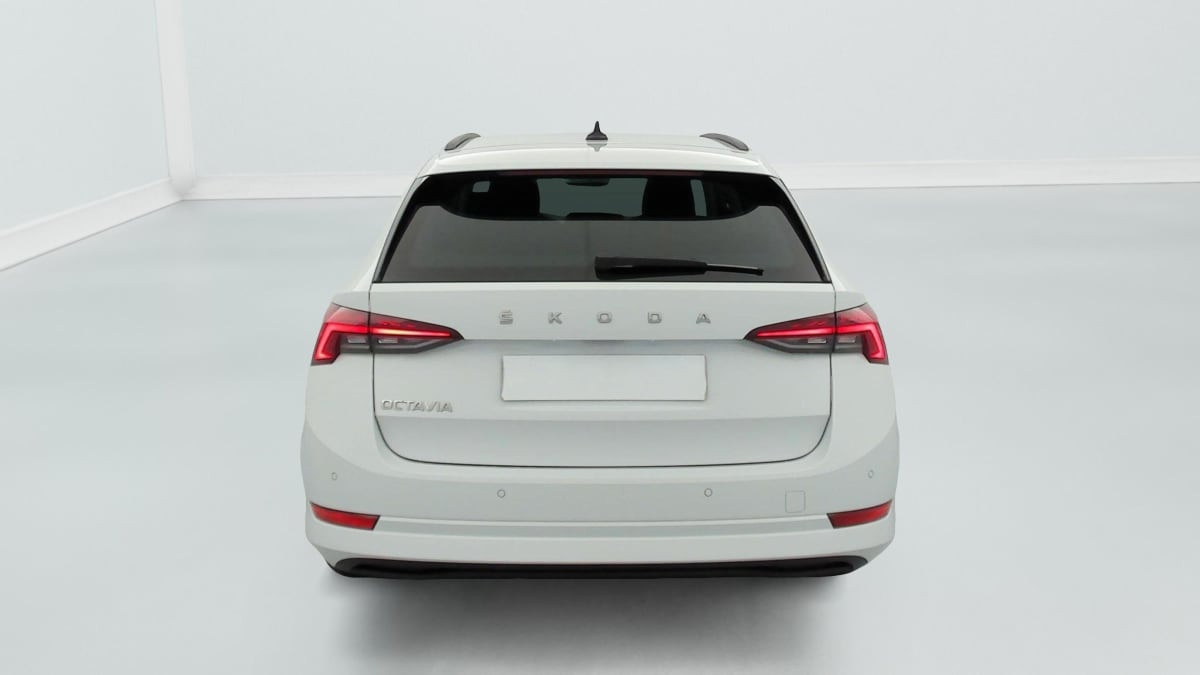 Vente en ligne Skoda Octavia Combi 2.0 TDI 150 ch DSG7 Ambition au prix de 24 390 €