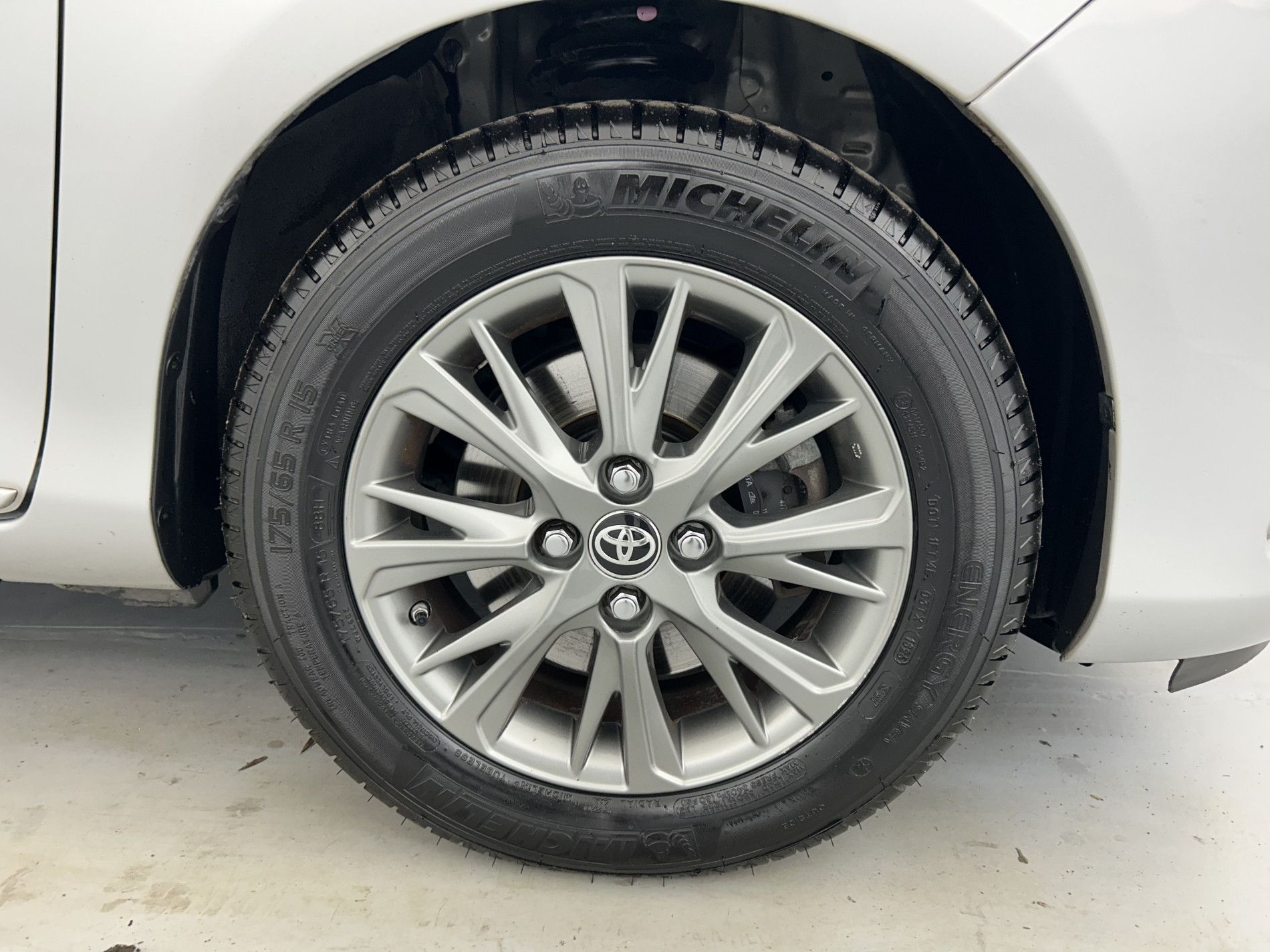 Vente en ligne Toyota Yaris 100h Dynamic 5p au prix de 14 790 €