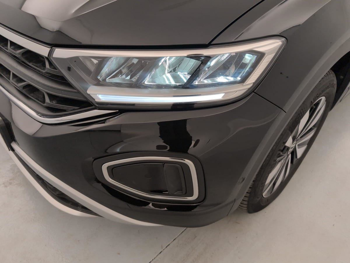 Vente en ligne Volkswagen T-Roc 2.0 TDI 150 Start Stop DSG7 Life Plus au prix de 30 570 €