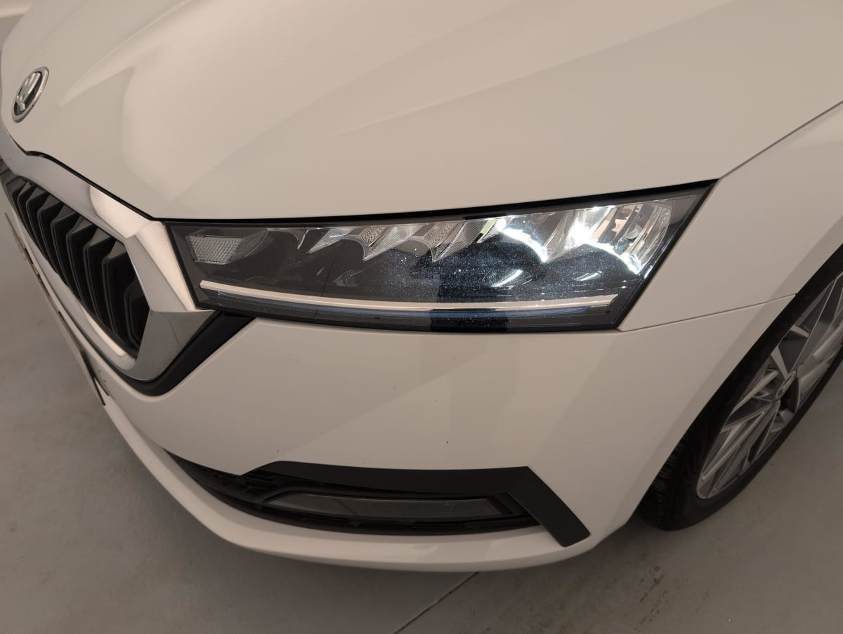 Vente en ligne Skoda Octavia Combi 2.0 TDI 150 ch DSG7 Ambition au prix de 24 390 €