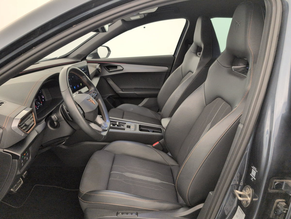 Vente en ligne Cupra Formentor 1.4 E-HYBRID 245 CH DSG6 VZ au prix de 28 510 €