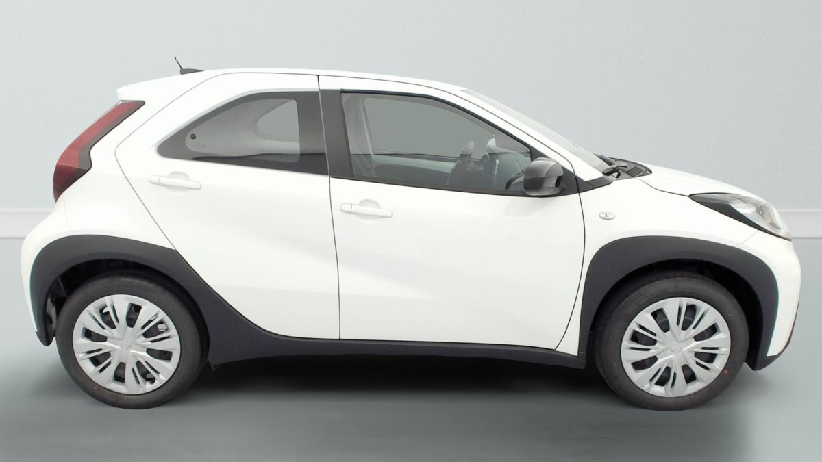 Vente en ligne Toyota Aygo X 1.0 VVT-i 72 S-CVT Dynamic au prix de 17 500 €
