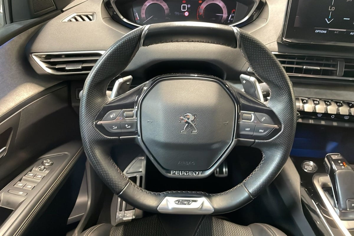 Vente en ligne Peugeot 5008 PureTech 130ch S S EAT8 GT au prix de 22 950 €