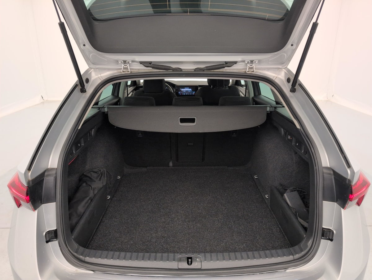 Vente en ligne Skoda Octavia Combi 1.0 TSI 110 CH AMBITION au prix de 21 820 €