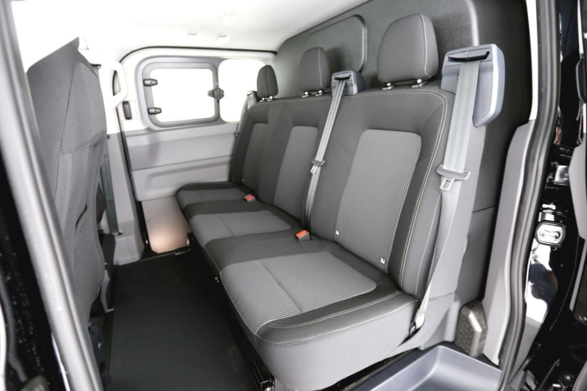 Vente en ligne Volkswagen Transporter L1H1 2.0 TDI 170 BVA8 BUSINESS au prix de 51 680 €