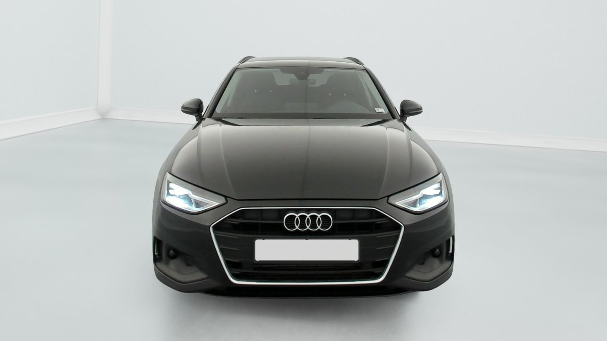 Vente en ligne Audi A4 Avant 35 TFSI 150 S tronic 7 Design au prix de 23 360 €
