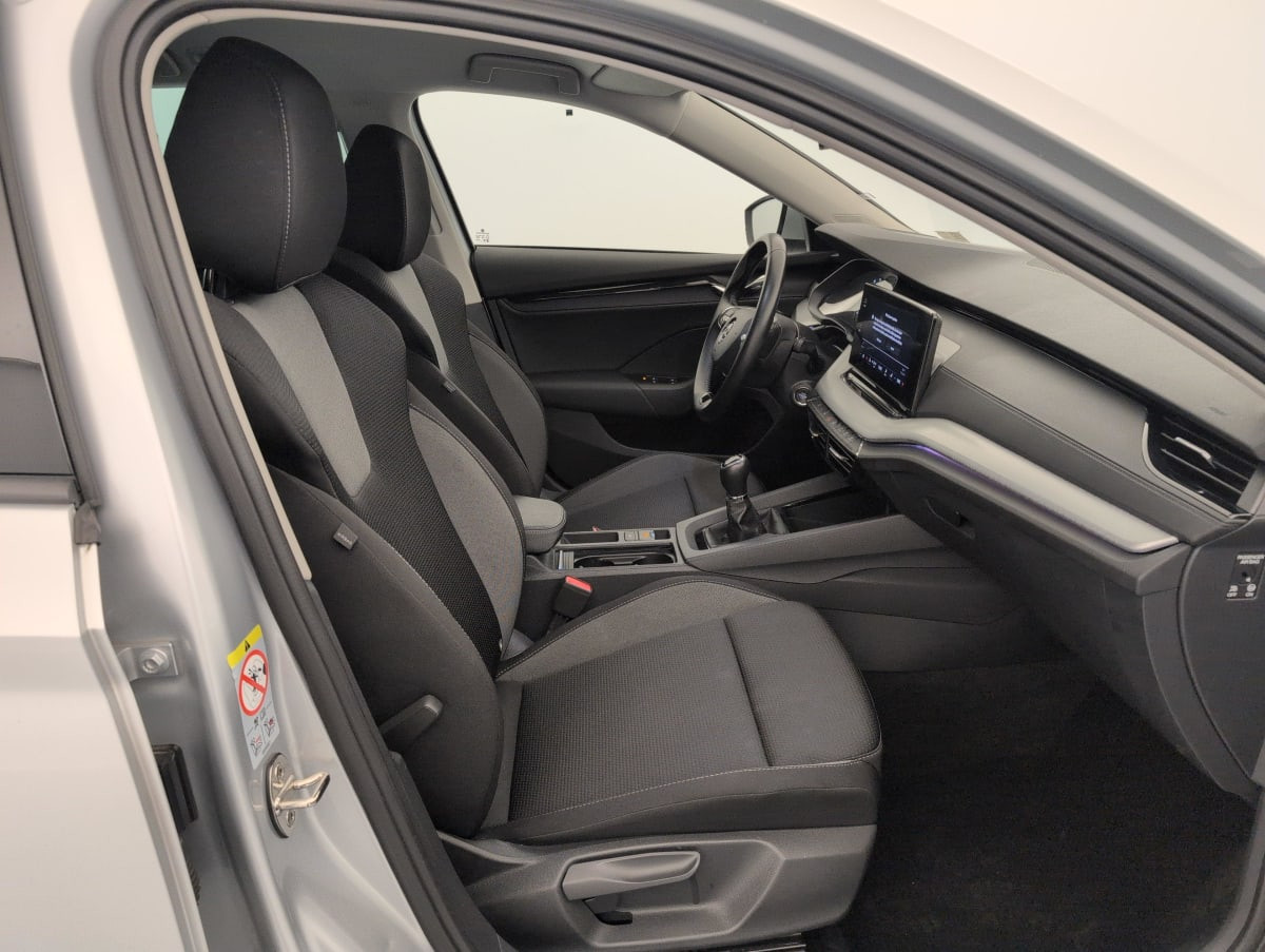 Vente en ligne Skoda Octavia Combi 1.0 TSI 110 CH AMBITION au prix de 21 820 €