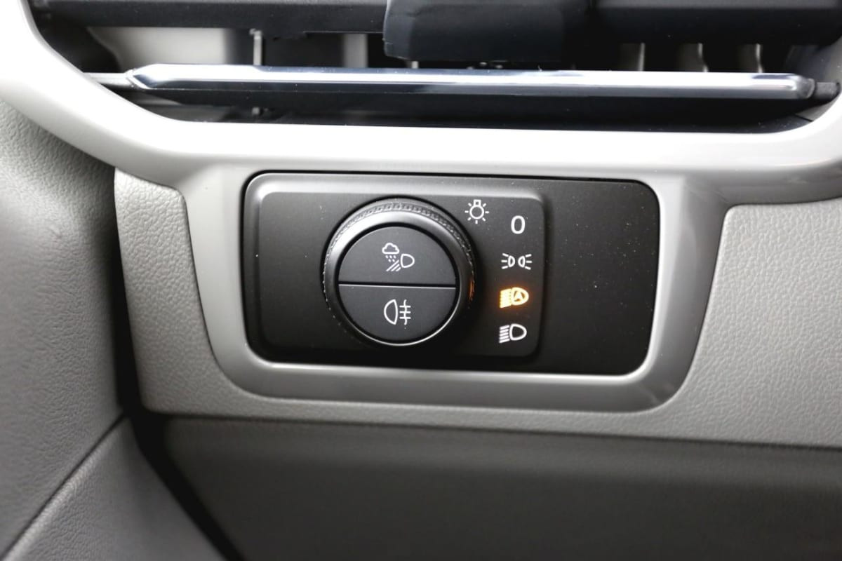 Vente en ligne Volkswagen Transporter L1H1 2.0 TDI 170 BVA8 BUSINESS au prix de 51 680 €
