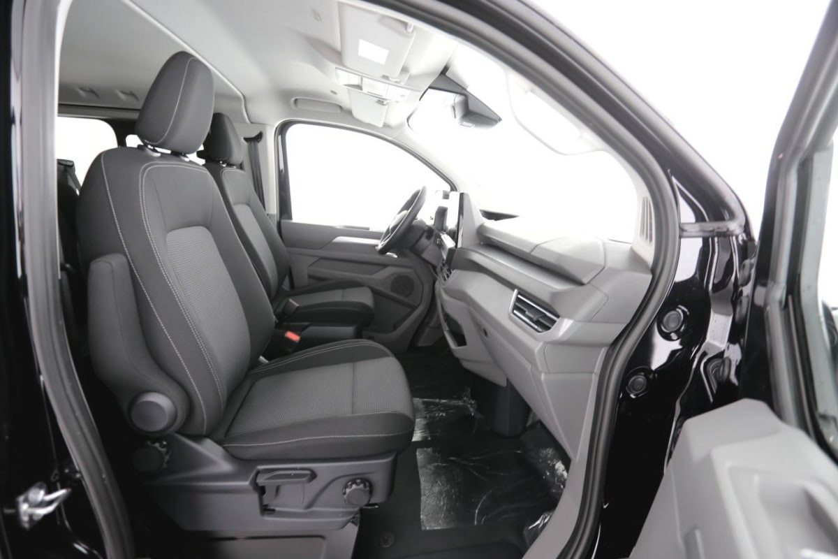 Vente en ligne Volkswagen Transporter L1H1 2.0 TDI 170 BVA8 BUSINESS au prix de 51 680 €
