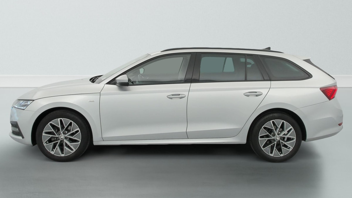 Vente en ligne Skoda Octavia Combi 1.0 TSI 110 CH AMBITION au prix de 21 820 €
