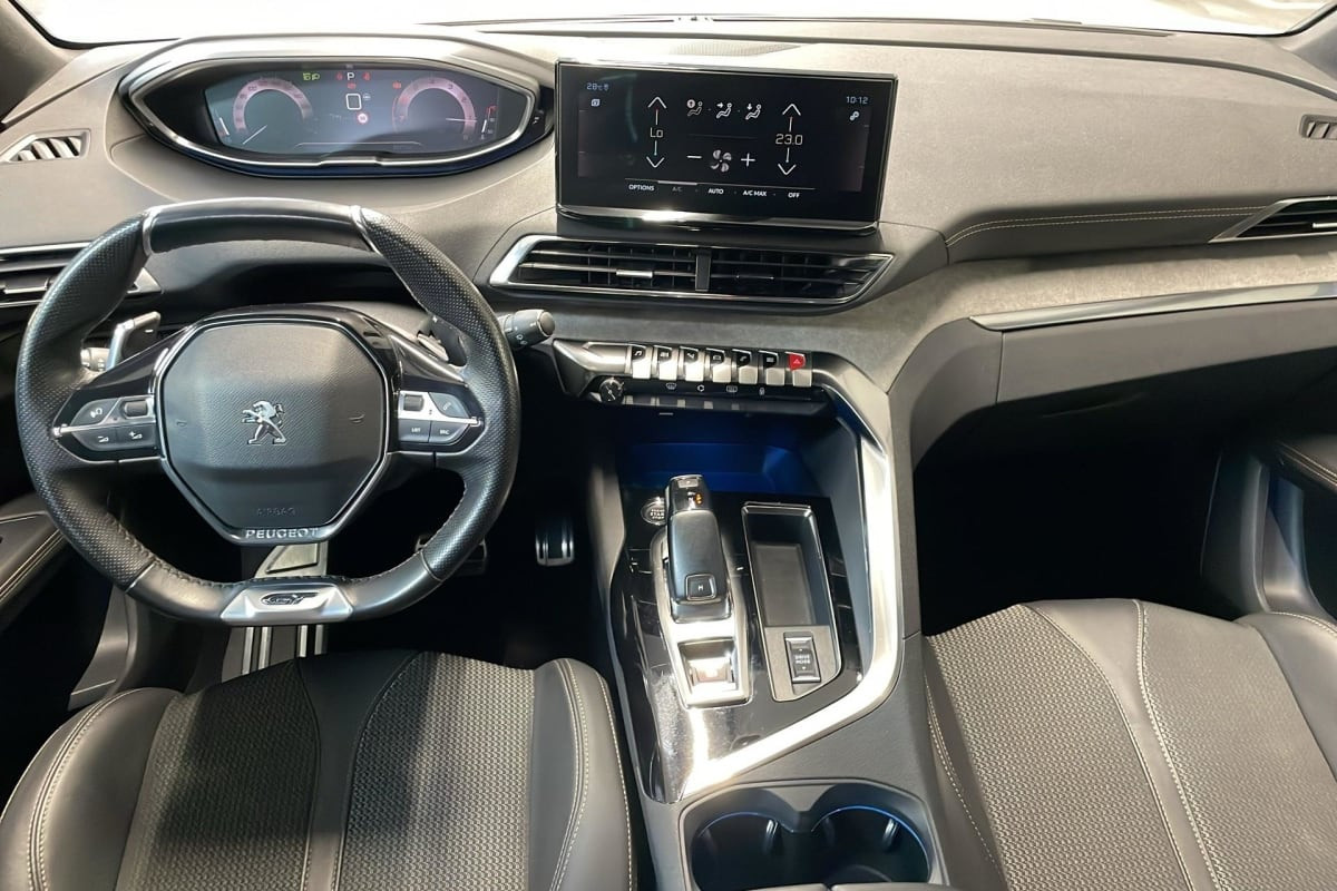 Vente en ligne Peugeot 5008 PureTech 130ch S S EAT8 GT au prix de 22 950 €