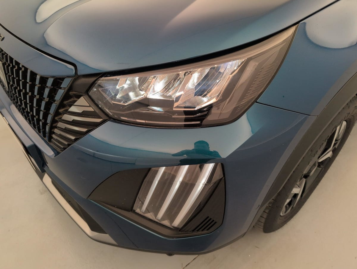 Vente en ligne Peugeot 2008 100 S S BVM6 Allure au prix de 19 120 €