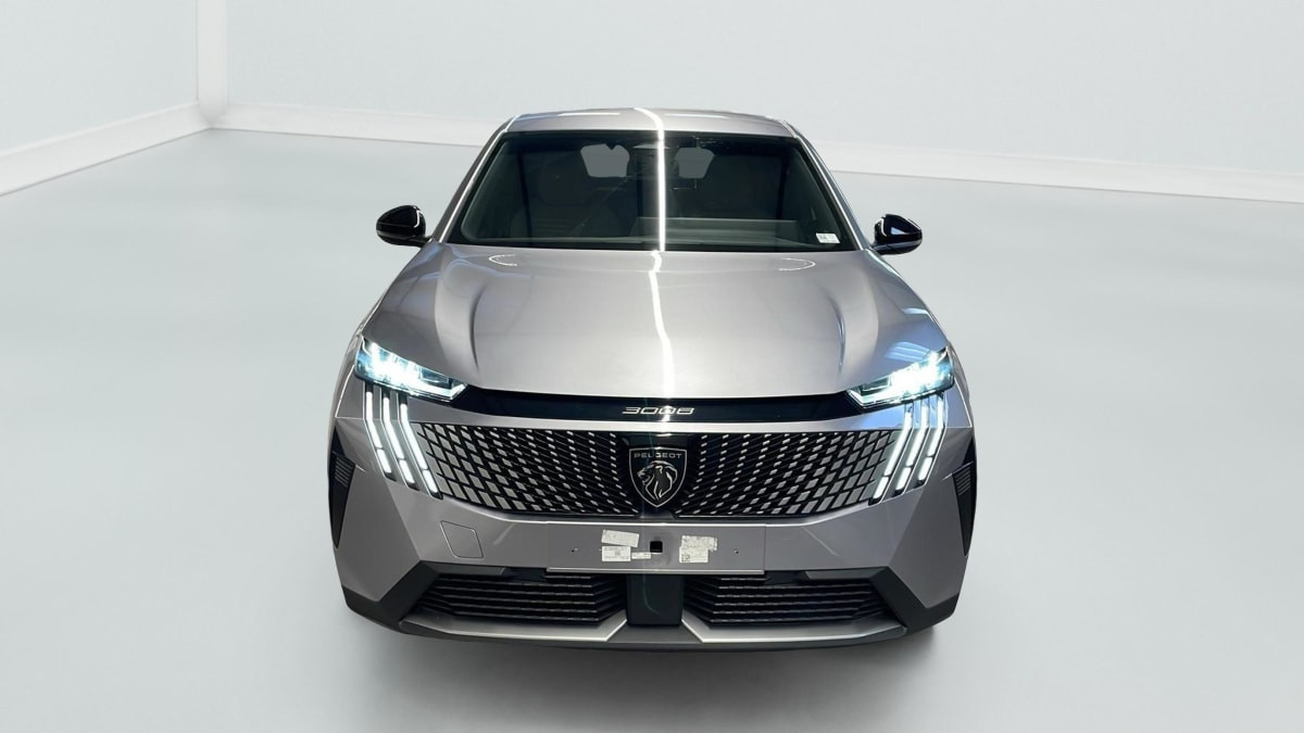 Vente en ligne Peugeot 3008 Hybrid 145 e-DCS6 Allure au prix de 26 040 €