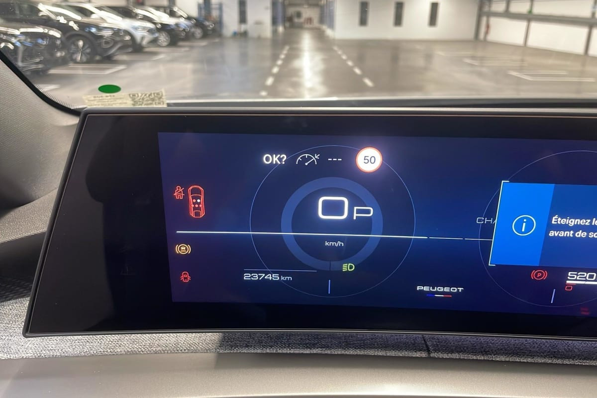 Vente en ligne Peugeot 3008 Hybrid 145 e-DCS6 Allure au prix de 26 040 €