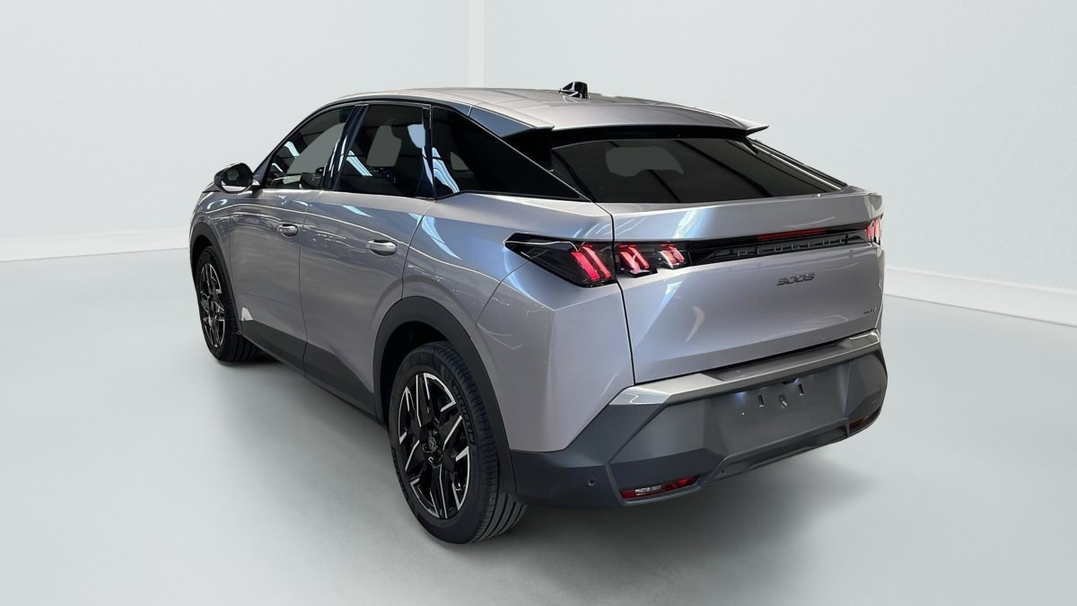 Vente en ligne Peugeot 3008 Hybrid 145 e-DCS6 Allure au prix de 26 040 €