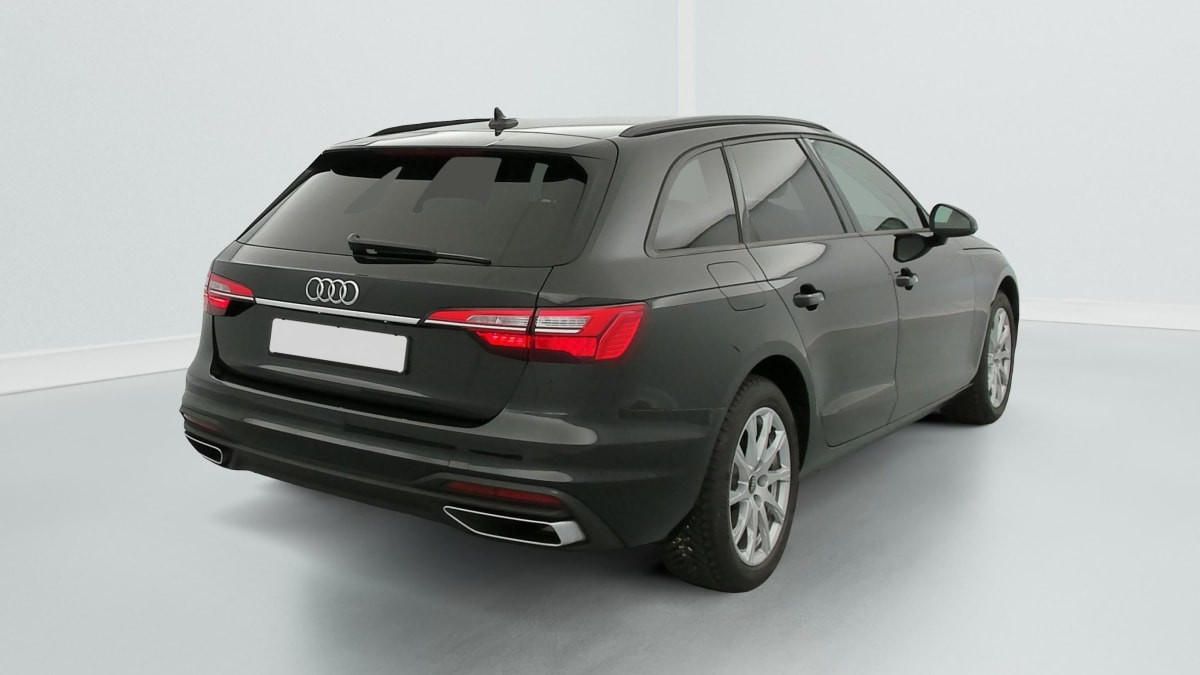 Vente en ligne Audi A4 Avant 35 TFSI 150 S tronic 7 Design au prix de 23 360 €
