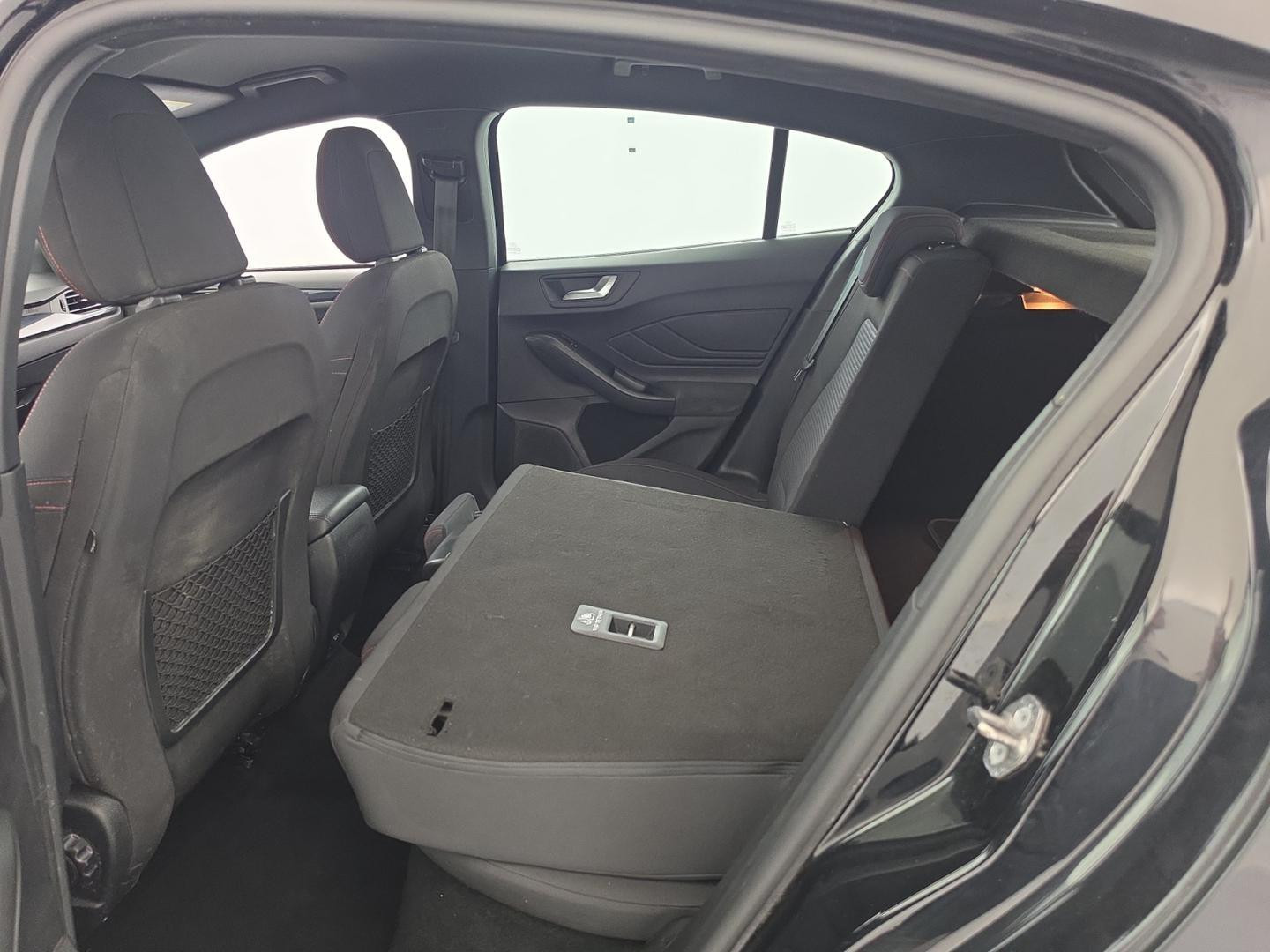 Vente en ligne Ford Focus 1.5 EcoBlue 120ch Titanium BVA au prix de 12 490 €