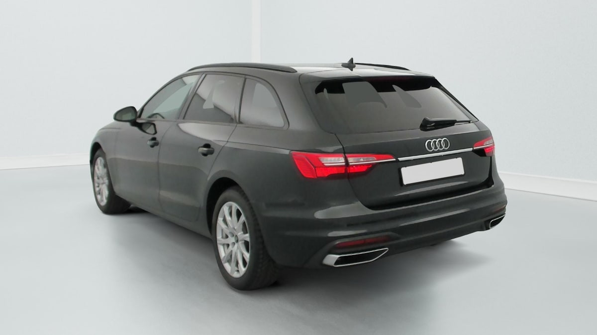 Vente en ligne Audi A4 Avant 35 TFSI 150 S tronic 7 Design au prix de 23 360 €