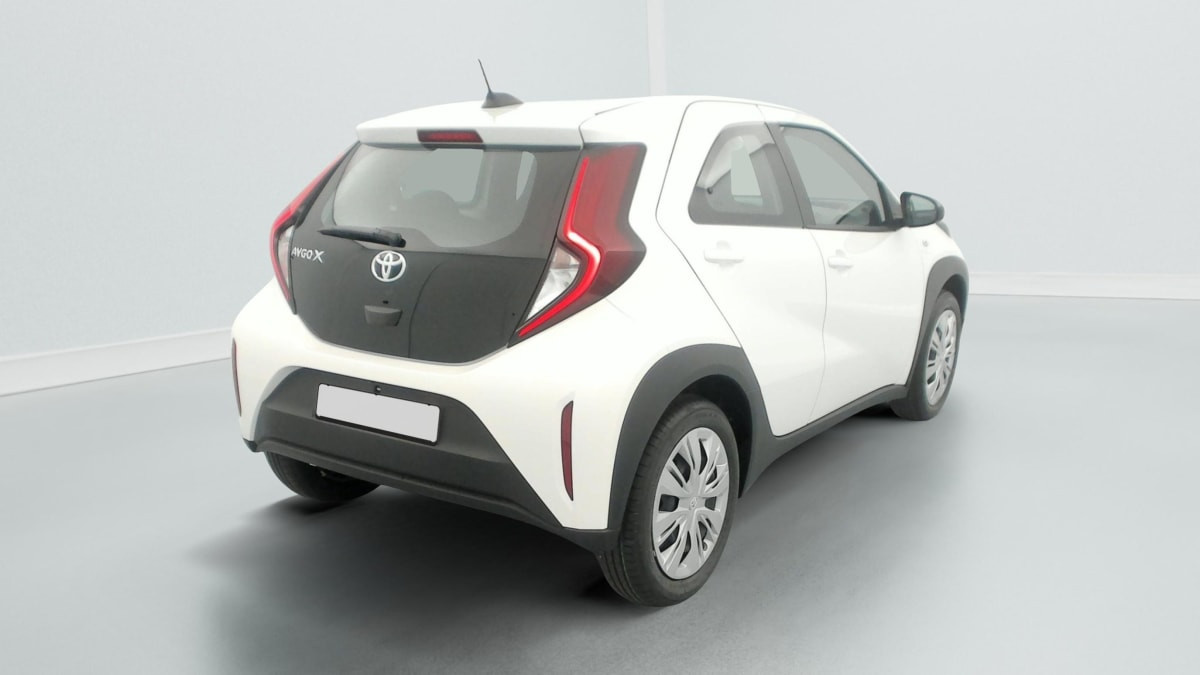 Vente en ligne Toyota Aygo X 1.0 VVT-i 72 S-CVT Dynamic au prix de 17 500 €