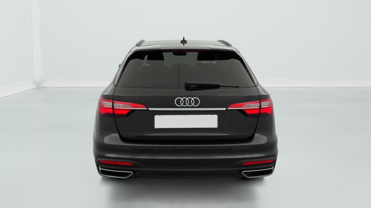 Vente en ligne Audi A4 Avant 35 TFSI 150 S tronic 7 Design au prix de 23 360 €