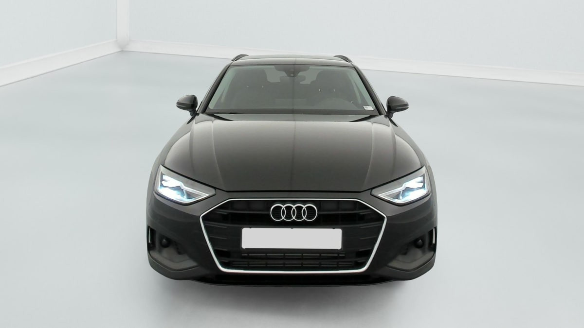 Vente en ligne Audi A4 Avant 35 TFSI 150 S tronic 7 Design au prix de 23 360 €