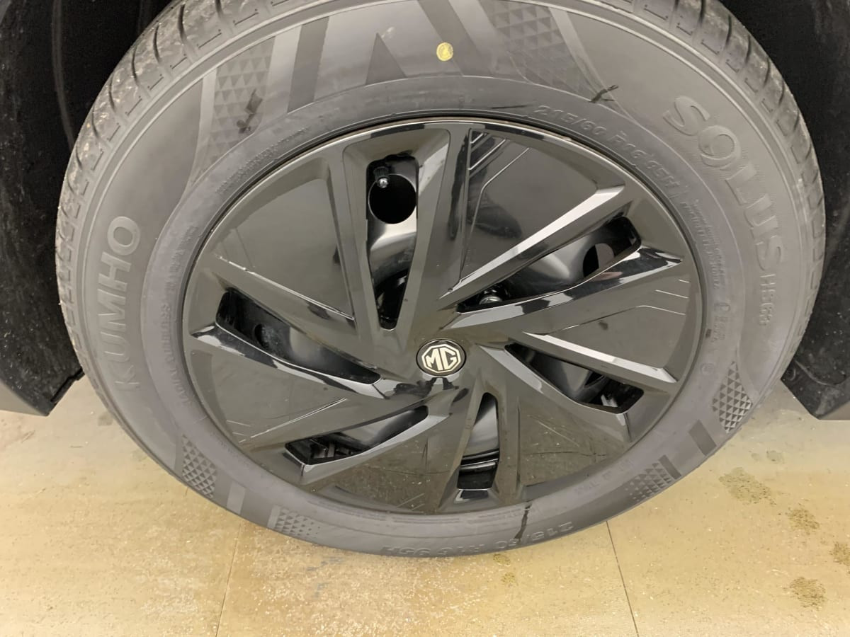 Vente en ligne Mg ZS 1.5 L Hybrid+ 197 ch Standard au prix de 20 880 €