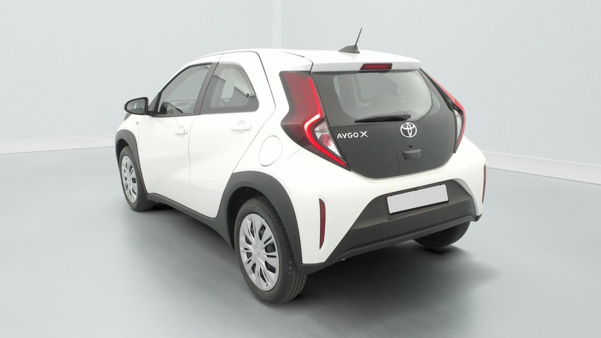 Vente en ligne Toyota Aygo X 1.0 VVT-i 72 Dynamic au prix de 16 470 €