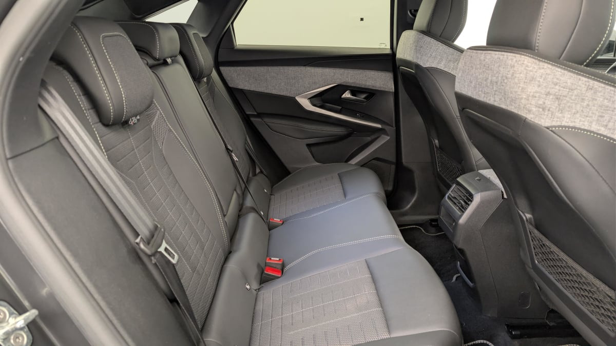 Vente en ligne Peugeot 3008 Hybrid 145 e-DCS6 GT au prix de 29 130 €