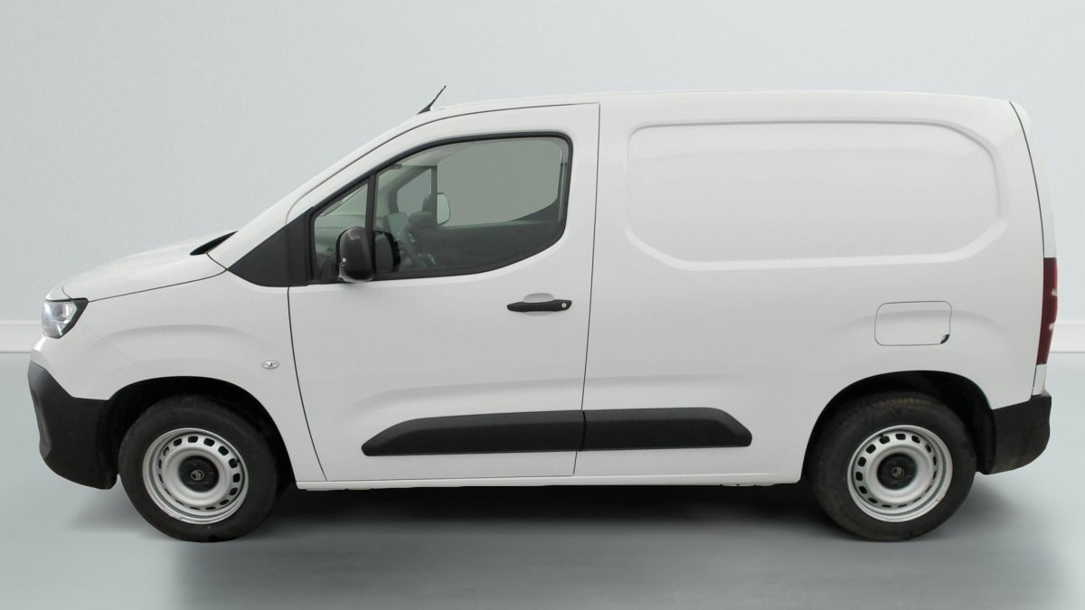 Vente en ligne Citroën Berlingo Fourgon M DIESEL 100 CH MANUELLE au prix de 21 150 €