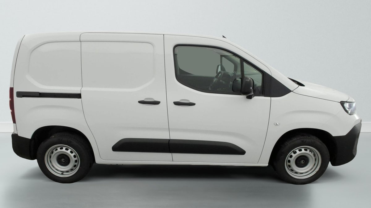 Vente en ligne Citroën Berlingo Fourgon M DIESEL 100 CH MANUELLE au prix de 21 150 €