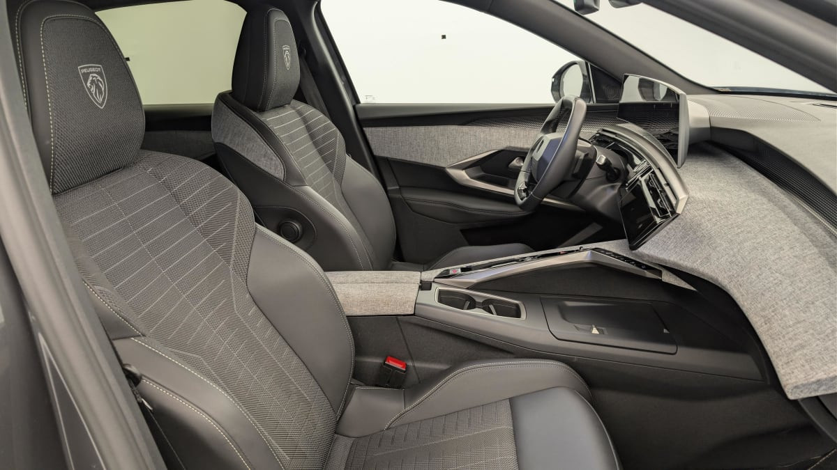 Vente en ligne Peugeot 3008 Hybrid 145 e-DCS6 GT au prix de 29 130 €