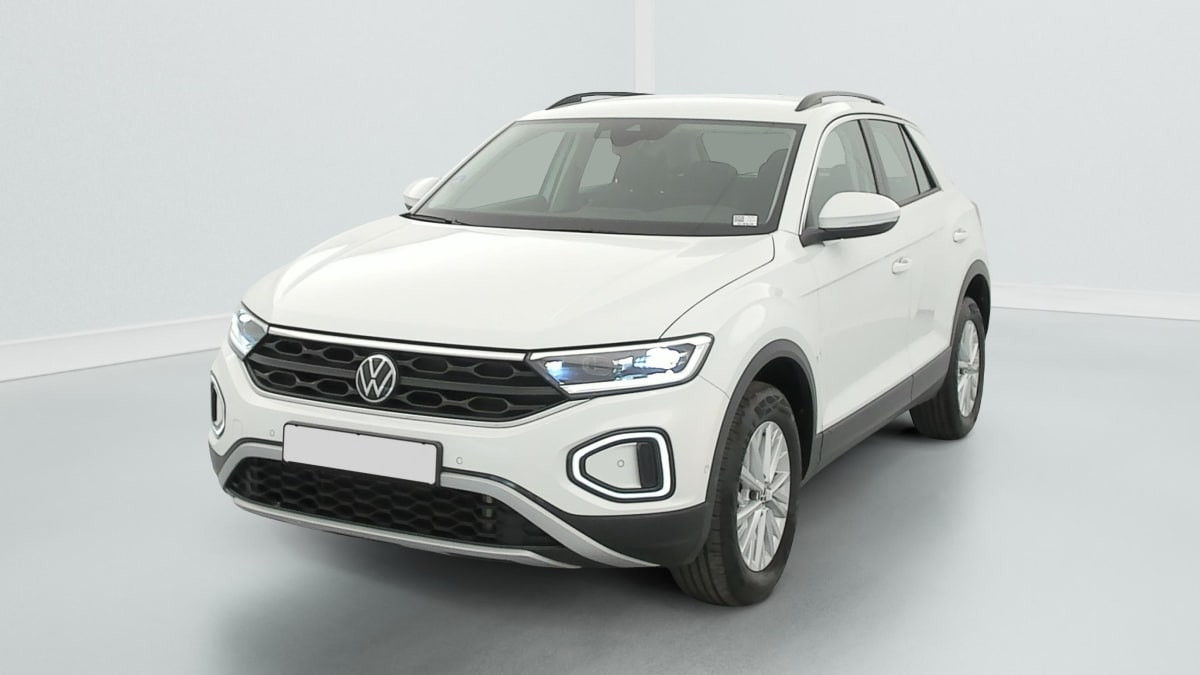 Volkswagen T-Roc 1.0 TSI 110 START STOP BVM6 LIFE PLUS occasion de 2023 en vente à Rennes