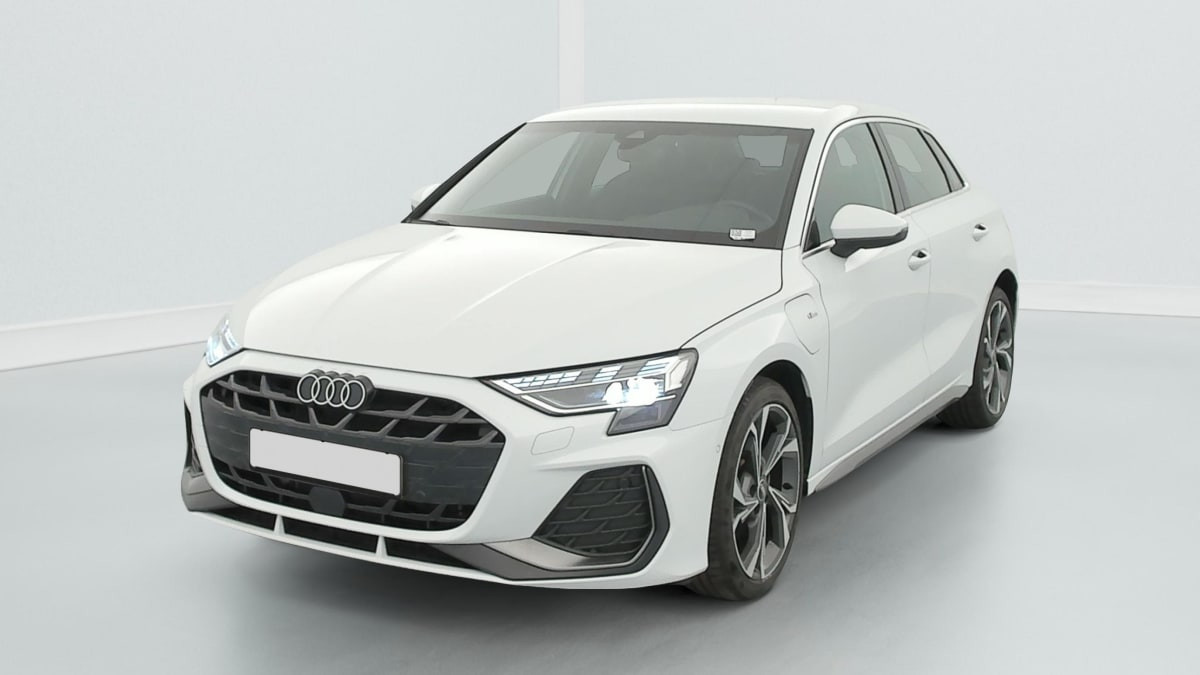 Audi A3 TFSI e Hybride rechargeable 204 S tronic 6 S line occasion de 2025 en vente à Rennes