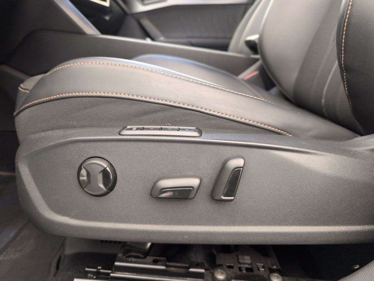 Vente en ligne Cupra Formentor 1.4 E-HYBRID 245 CH DSG6 VZ au prix de 29 540 €