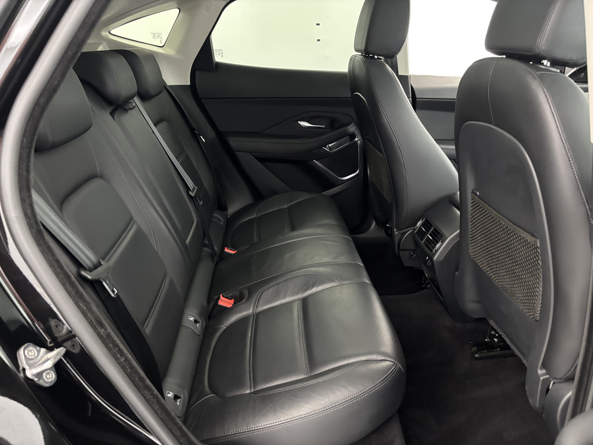Vente en ligne Jaguar E-Pace 2.0D 150ch SE AWD BVA9 au prix de 19 790 €