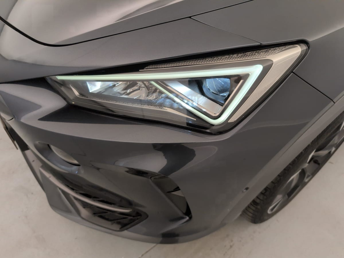 Vente en ligne Cupra Formentor 1.4 E-HYBRID 245 CH DSG6 VZ au prix de 28 510 €