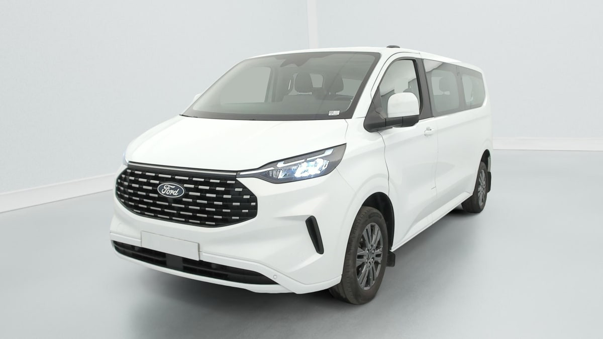 Ford Tourneo Custom 320 L2H1 2.0 EcoBlue 150 ch Titanium occasion de 2024 en vente à Rennes