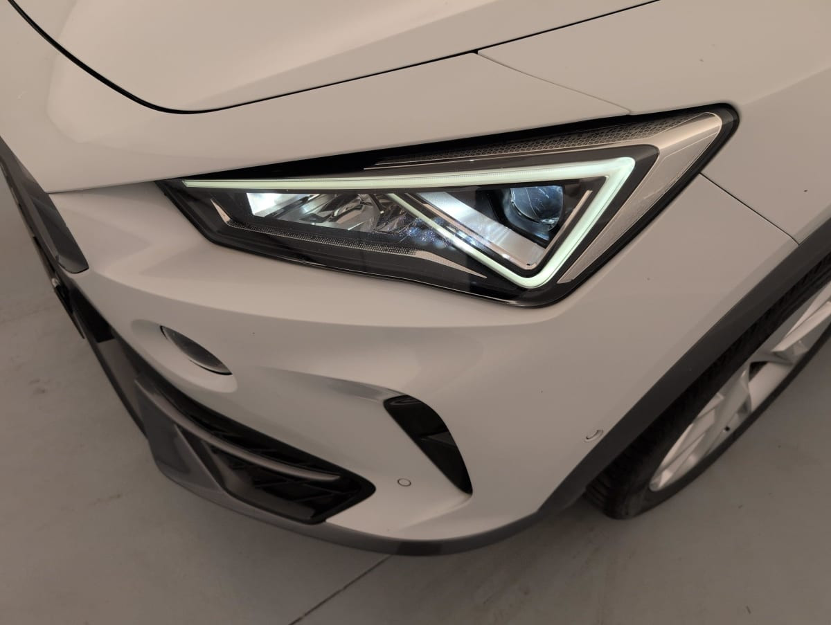 Vente en ligne Cupra Formentor 1.4 e-HYBRID 204 ch DSG6 Business Edition au prix de 24 390 €
