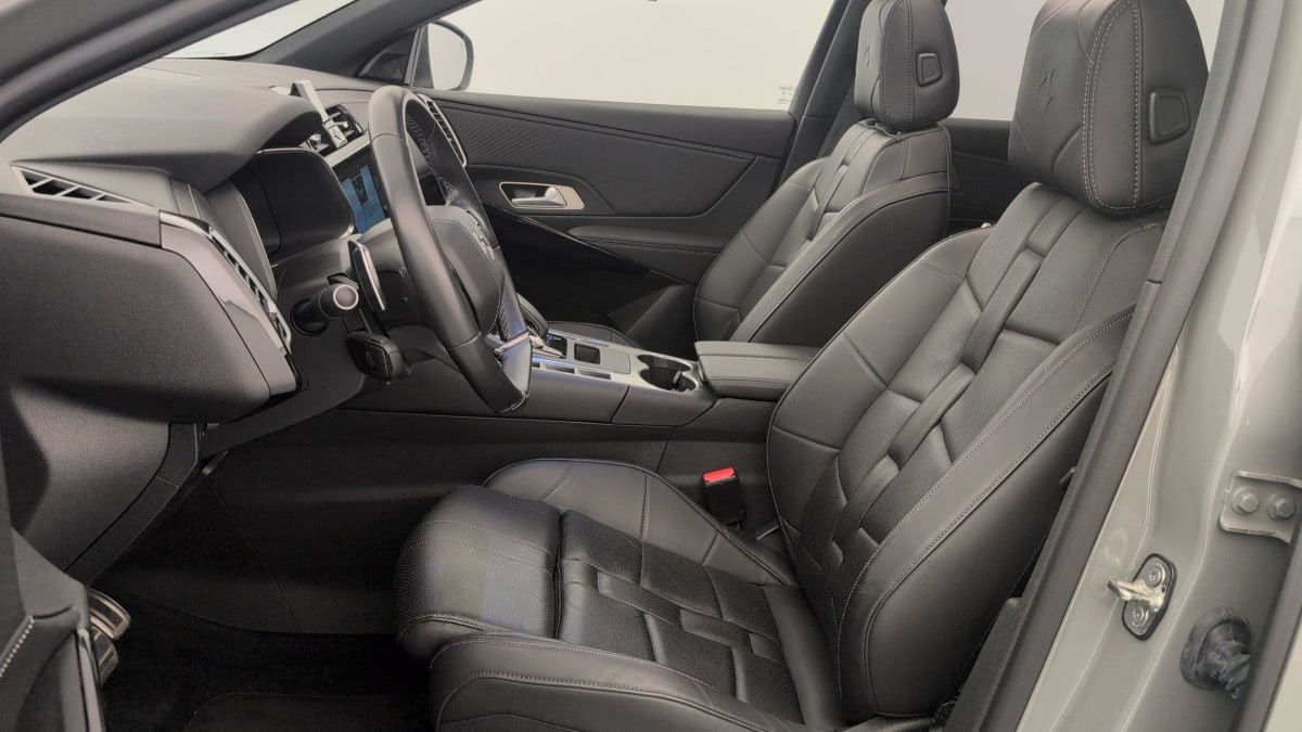 Vente en ligne Ds DS7 Crossback Hybride Rechargeable E-Tense 225 EAT8 Opera au prix de 36 750 €