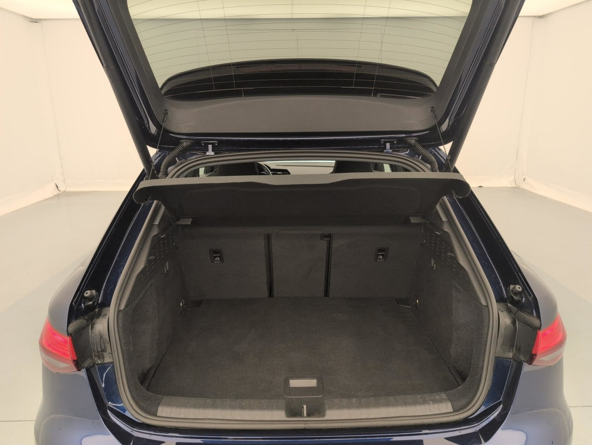 Vente en ligne Audi A3 30 TFSI 110 Design au prix de 22 330 €
