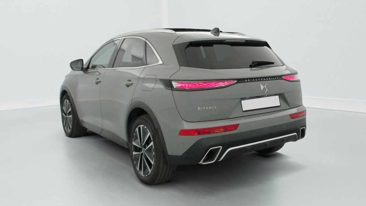Vente en ligne Ds DS7 Crossback Hybride Rechargeable E-Tense 225 EAT8 Opera au prix de 36 750 €