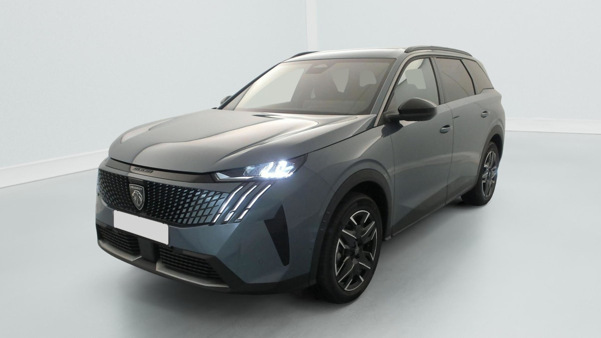 Peugeot 5008 HYBRID 145 CH E-DCS6 ALLURE occasion de 2026 en vente à Rennes