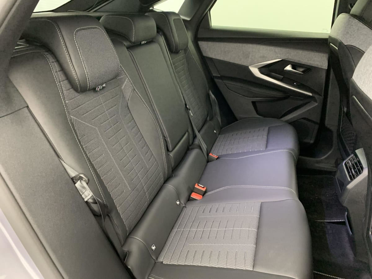Vente en ligne Peugeot 3008 Hybrid 145 e-DCS6 GT au prix de 30 890 €