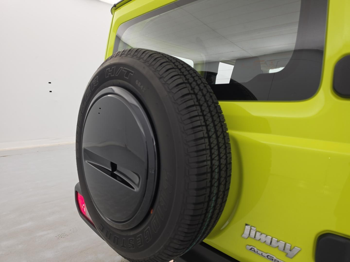 Vente en ligne Suzuki Jimny 1.5 VVT Privilège au prix de 27 990 €