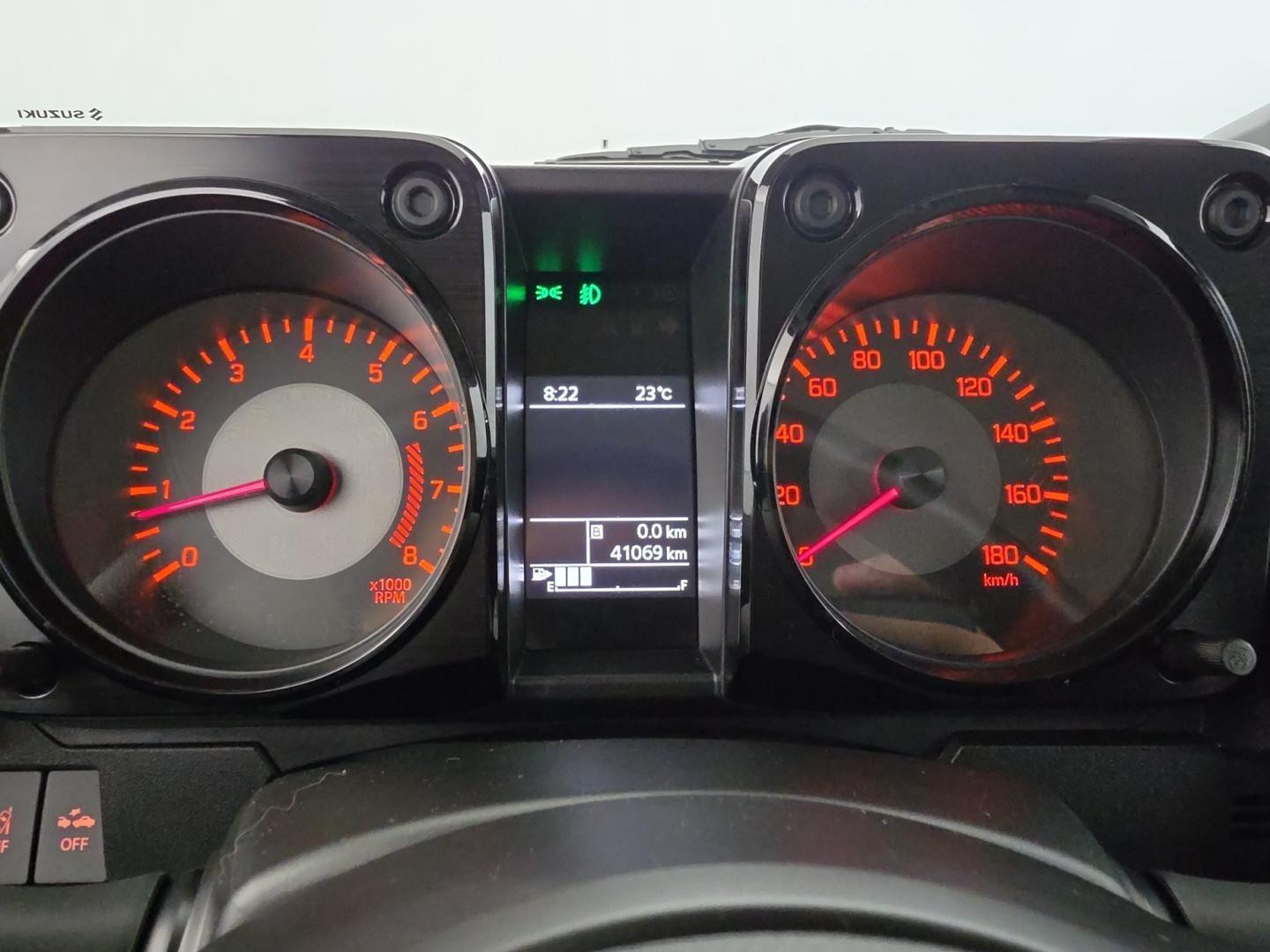 Vente en ligne Suzuki Jimny 1.5 VVT Privilège au prix de 27 990 €